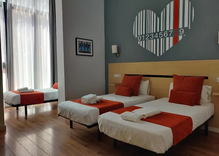 Hostal Live Natura Barcelona (Adults Only)